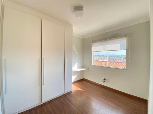 Foto 27: Sobrado com 3 dormitórios à venda, 181 m² por R$ 890.000 - Jardim Hípica Pinheiro - Taubaté/SP