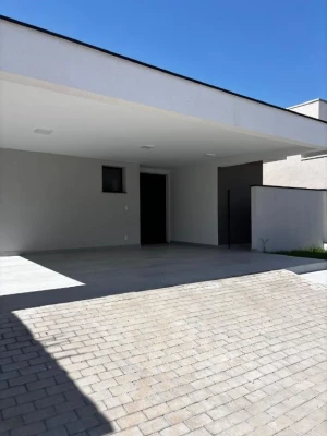 Foto 1: Casa com 3 dormitórios à venda, 173 m² por R$ 1.100.000,00 - Parque Vera Cruz - Tremembé/SP